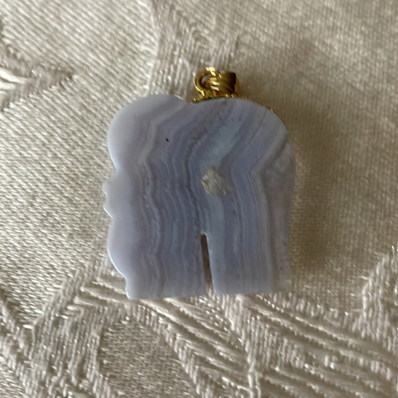 Pair of Elephant Pendants Pachyderm Theme Jewelry - Picture 5 of 5